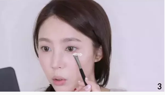 干玫瑰色妝容怎么化？干玫瑰色妝容畫法步驟
