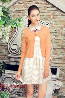 4月份穿什么衣服？四月份穿衣搭配