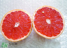 橙子里有紅絲能吃嗎？橙子里有紅絲的是什么？