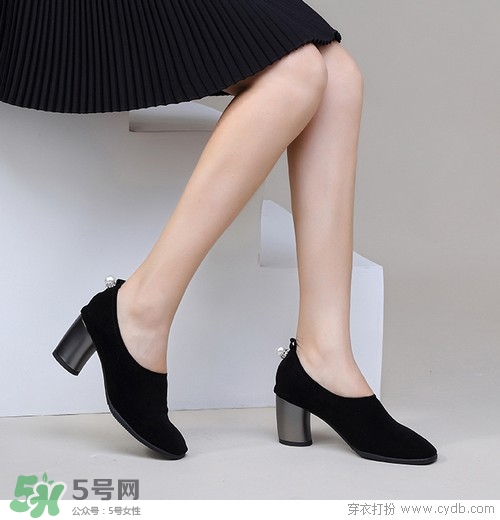4月份穿什么鞋子？四月份鞋子搭配