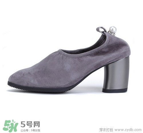 4月份穿什么鞋子？四月份鞋子搭配