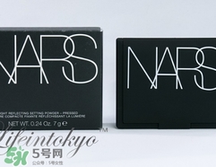 nars蜜粉和紀(jì)梵希散粉哪個好？nars蜜粉和紀(jì)梵希散粉對比