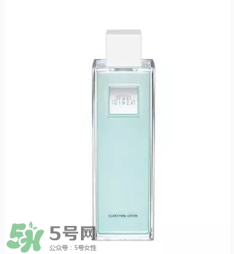 the ginza化妝水粉色和藍色哪個好？the ginza化妝水粉色藍色區(qū)別