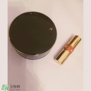 cpb散粉和紀(jì)梵希散粉哪個(gè)好？cpb散粉和紀(jì)梵希散粉對(duì)比