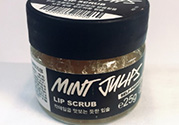lush唇部磨砂膏怎么用？lush唇部磨砂膏使用方法