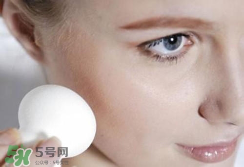 氣墊容易悶痘嗎？氣墊悶痘怎么辦？
