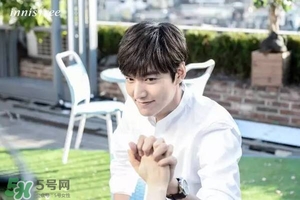 李敏鎬粉漾之戀氣墊霜多少錢？李敏鎬悅詩風(fēng)吟氣墊價(jià)格