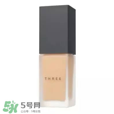 粉底液卡粉怎么辦？粉底液卡粉怎么補救？