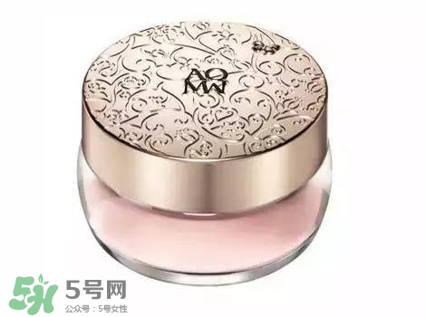 粉底液卡粉怎么辦？粉底液卡粉怎么補救？