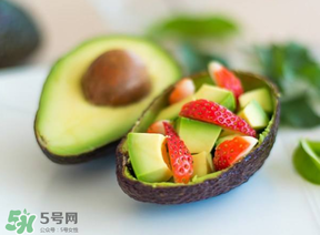 牛油果發(fā)苦是怎么回事？牛油果發(fā)苦可以吃嗎？