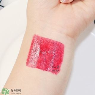 蜜桃色口紅是什么顏色？蜜桃色口紅試色