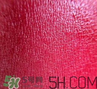 蘭蔻和雅詩蘭黛口紅哪個(gè)好？雅詩蘭黛和蘭蔻口紅對(duì)比
