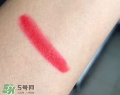 美康粉黛紅鸞心動唇釉怎么樣？美康粉黛氣墊唇釉好用嗎