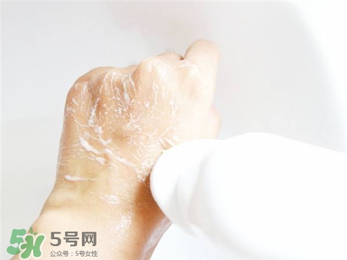 倩碧潔面儀刷頭怎么卸？倩碧潔面儀怎么替換刷頭？