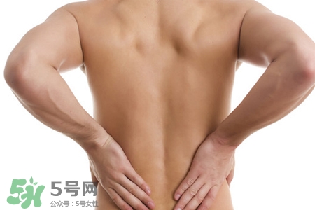 骨質(zhì)疏松會(huì)出現(xiàn)背痛嗎？骨質(zhì)疏松會(huì)引起后背疼嗎？