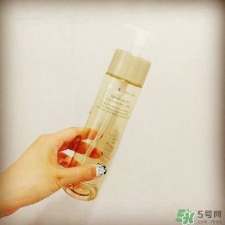 covermark傲麗卸妝油怎么用？covermark傲麗卸妝油使用方法