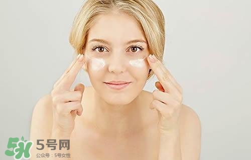精華乳是乳液?jiǎn)?？精華乳和乳液的區(qū)別