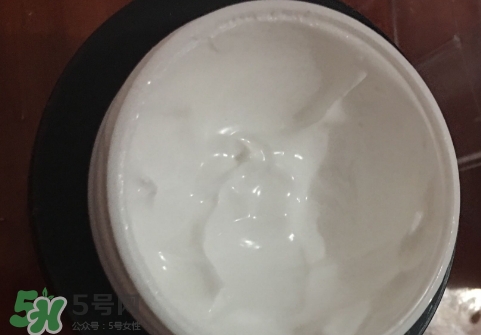 極密水光素顏霜怎么用？極密素顏霜使用方法
