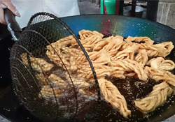馓子中面油鹽比例多少？油炸馓子怎么和面？