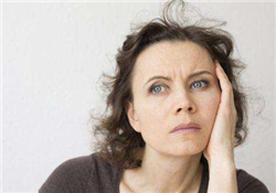 女人更年期年齡是多大？女人更年期是多少歲？