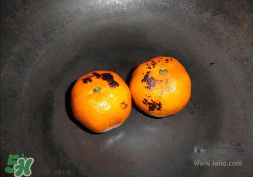 烤橘子怎么烤？烤橘子用什么火烤？