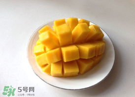 芒果為什么有黑色的絲？芒果里面有黑色的絲能吃嗎？