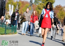 紅色衣服怎么搭配？紅色衣服怎么搭配好看？