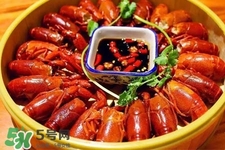 月經(jīng)能吃小龍蝦嗎？經(jīng)期可以吃小龍蝦嗎？