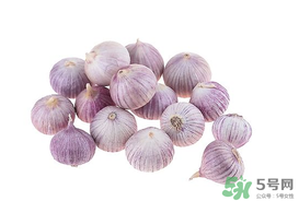 薺菜和大蒜能一起吃嗎？薺菜和蒜頭能一起吃嗎？