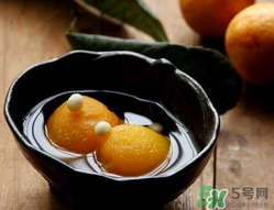 枇杷和川貝能一起吃嗎？川貝和枇杷能一起燉嗎？