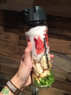 摩飛榨汁機和my juice哪個好？摩飛榨汁機和my juice對比