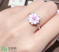 潘多拉2017新品桃花系列在哪里買？pandora桃花系列國內(nèi)有賣嗎？