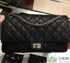 香奈兒255包尺寸怎么選？chanel255包尺寸對(duì)照表