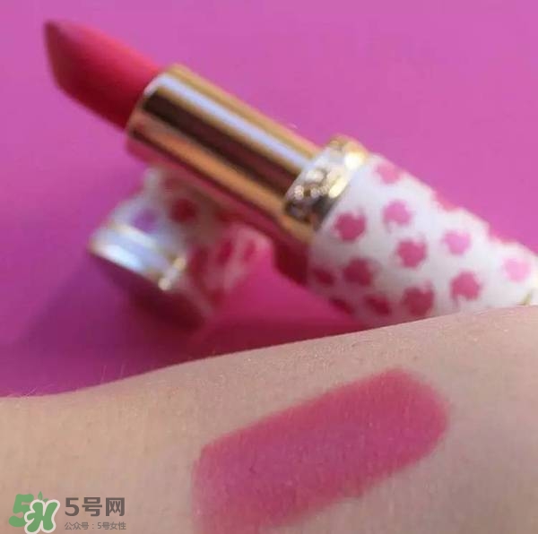 艾瑪口紅什么牌子？艾瑪沃特森口紅色號(hào)試色