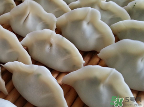 薺菜餃子可以放韭菜嗎？薺菜餃子放韭菜好嗎？