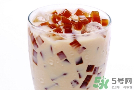 一點點為什么突然火了？1點點奶茶為什么那么火？