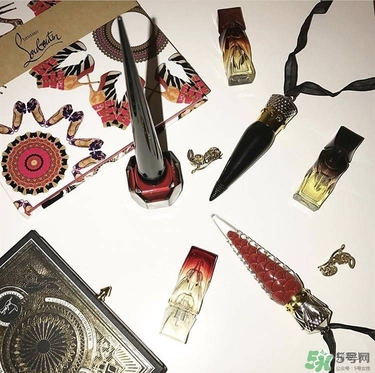 christian louboutin蘿卜丁唇線(xiàn)筆試色 cl唇線(xiàn)筆試色