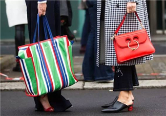 巴黎世家編織袋很貴嗎？balenciaga春運包為什么這么貴？