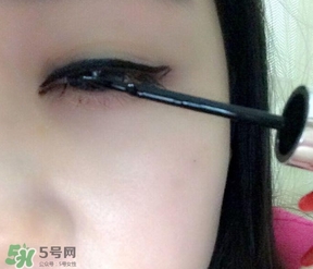 美人魚眼線液怎么用？美人魚眼線液怎么畫？