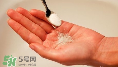 切辣椒后手很辣怎么辦？切辣椒后手很辣多久能好