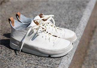 clarks三瓣鞋正品多少錢？clarks其樂三瓣鞋專柜價格