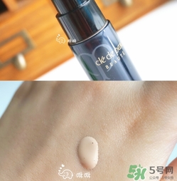 cpb粉底液和粉霜哪個(gè)好？cpb粉底液和粉霜區(qū)別