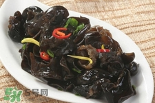 黑木耳是堿性食物嗎？黑木耳是酸性還是堿性？