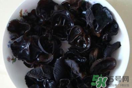 黑木耳泡發(fā)要多久？泡發(fā)木耳需要多長時間？