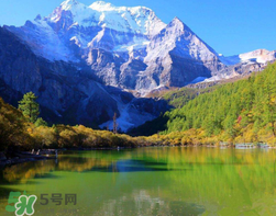 5月份去香格里拉穿什么？五月份去香格里拉穿什么衣服？