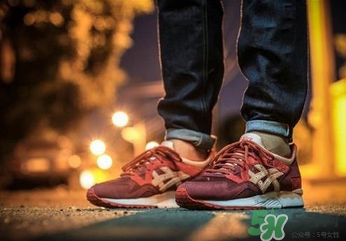 亞瑟士和耐克哪個好？asics和nike跑鞋哪個更好？