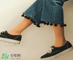 牛仔闊腿褲搭配什么鞋子？闊腿牛仔褲搭配什么鞋子好看？