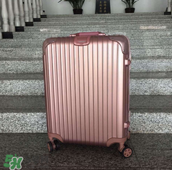 日默瓦和新秀麗哪個(gè)好？rimowa和新秀麗拉桿箱哪個(gè)更好？