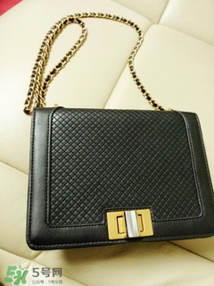 charles keith是什么牌子？屬于什么檔次