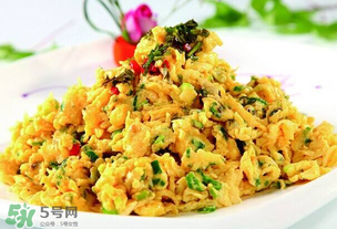 香椿可以炒鴨蛋嗎？香椿炒鴨蛋有什么好處？